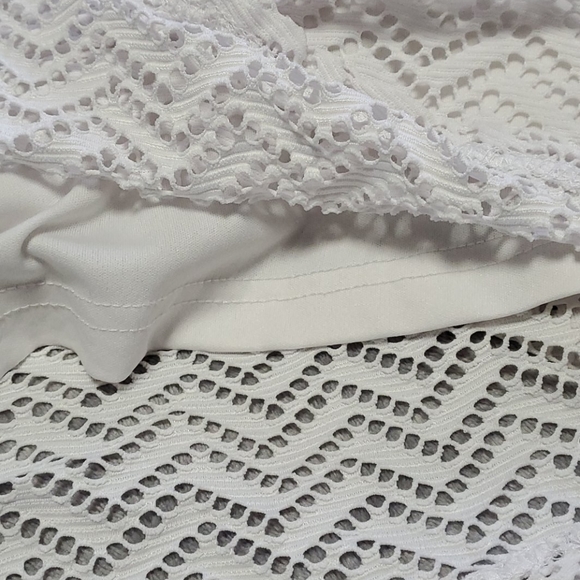 Small White Empire Waist Midi Dress - Picture 7 of 10